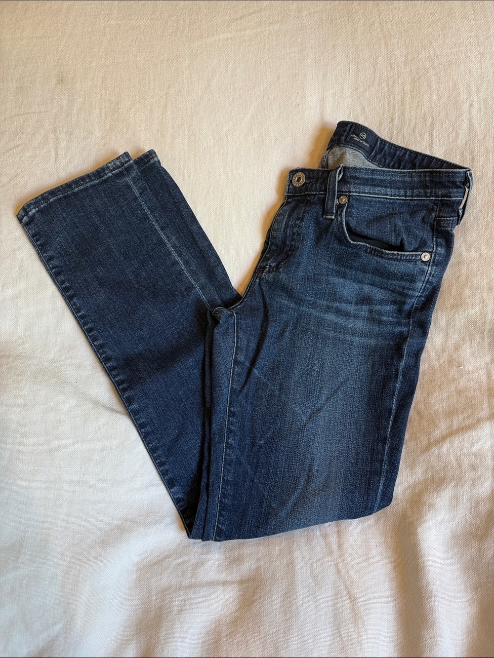 AG Adriano Goldschmied Women's Cropped Jeans in Dark Blue Wash
